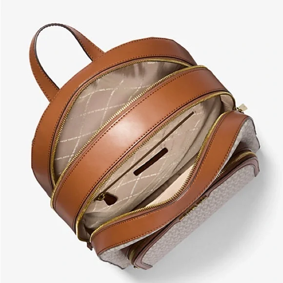 🧡SALE‼️🧡NWT Michael Kors $558 Large Jaycee Logo Vanilla Backpack with MK Print - Picture 4 of 5